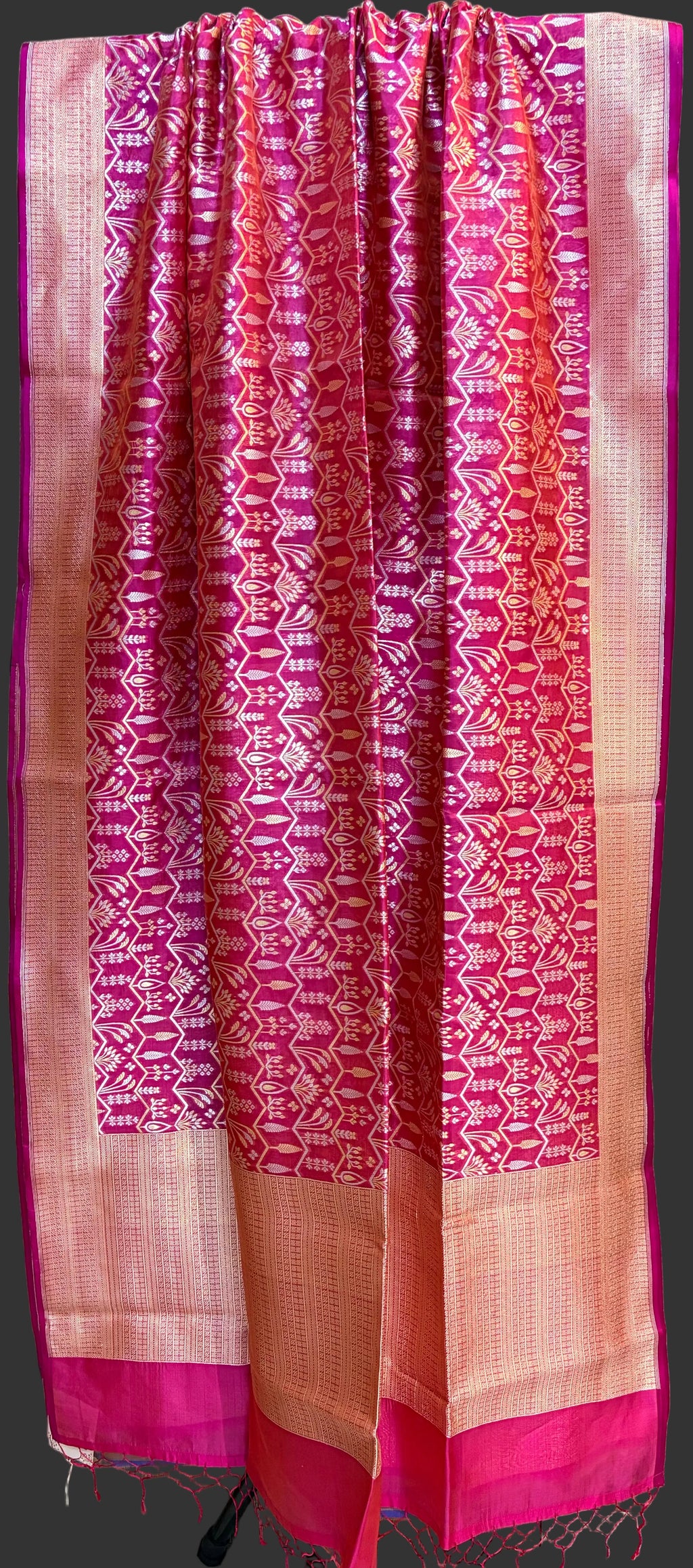 Banarasi Kora Silk Saree In Jamdani design